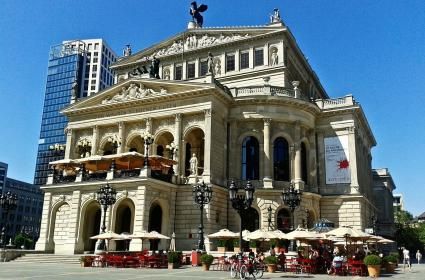 Frankfurt Eski Opera Binası 