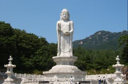 Donghwasa Tapınağı