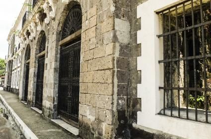 Manila Amerikan Mezarlığı ve Anıtı