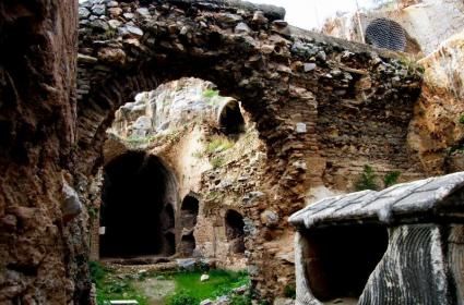 Yedi Uyuyanlar Mağarası