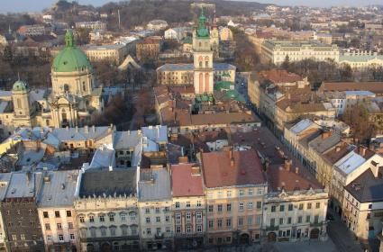 Lviv kent manzarasını görüntülemek için en ideal nokta neresidir? 