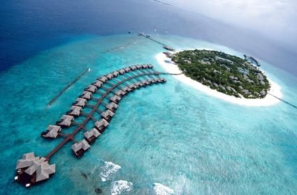 Hangi ülke, 100 yıl içerisinde sular altında kalacağı ön görülen Maldivler&#039;e sığınma hakkı vermiştir? 