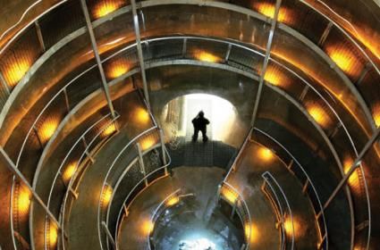 Yeni Zelanda'nın Auckland kentindeki Ruakuri mağarasının anlamı nedir? 