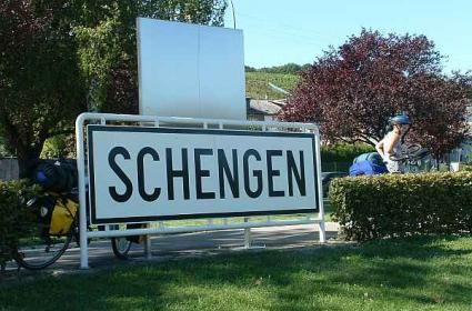 Schengen ismi nereden gelmektedir? 