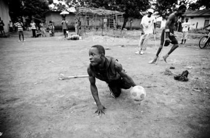 Sierra Leone&#039;de binlerce engelli insan bulunmasının nedeni nedir? 