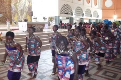 Adjogan müziği hangi ülkeye özgü bir müzik türüdür? 