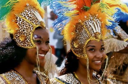 Karayipler'in En Renkli Karnavallarından Guadeloupe Karayipler'in En Renkli Karnavallarından Guadeloupe