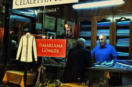 Beyefendileri Giydiren Adam Gezimanya
