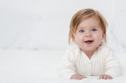 Dünyadan Dikkat Çeken 10 İlginç Bebek Geleneği Dünyadan Dikkat Çeken 10 İlginç Bebek Geleneği