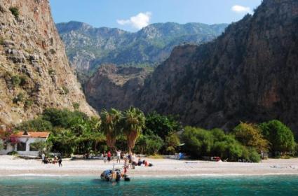 Hala Kalabalıklaşmamışken Gitmeniz Gereken 10 Tatil Rotası Hala Kalabalıklaşmamışken Gitmeniz Gereken 10 Tatil Rotası
