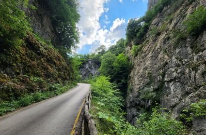 Doğa ile İç İçe Olmak İsteyenlere: Yenice Şeker Kanyonu  Doğa ile İç İçe Olmak İsteyenlere: Yenice Şeker Kanyonu