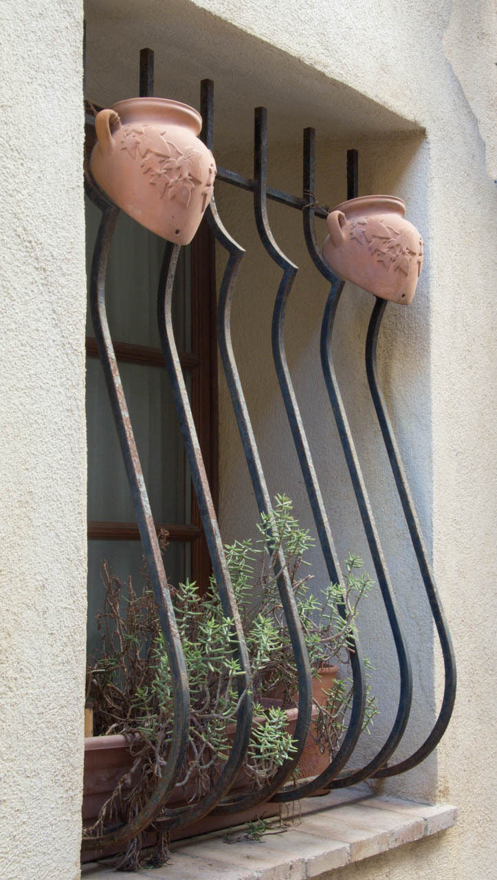 Antibes-6
